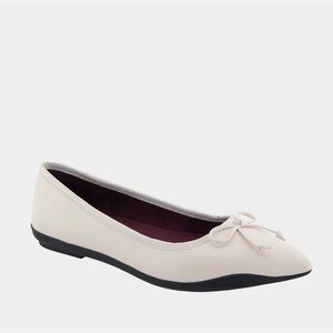 Aerosoles Women's Dumas Poit-Toe Flats Eggnog Leather Size 10.5M  NIB